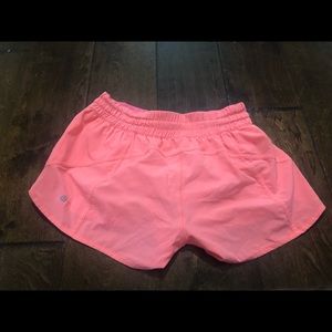 Lululemon Tracker V shorts